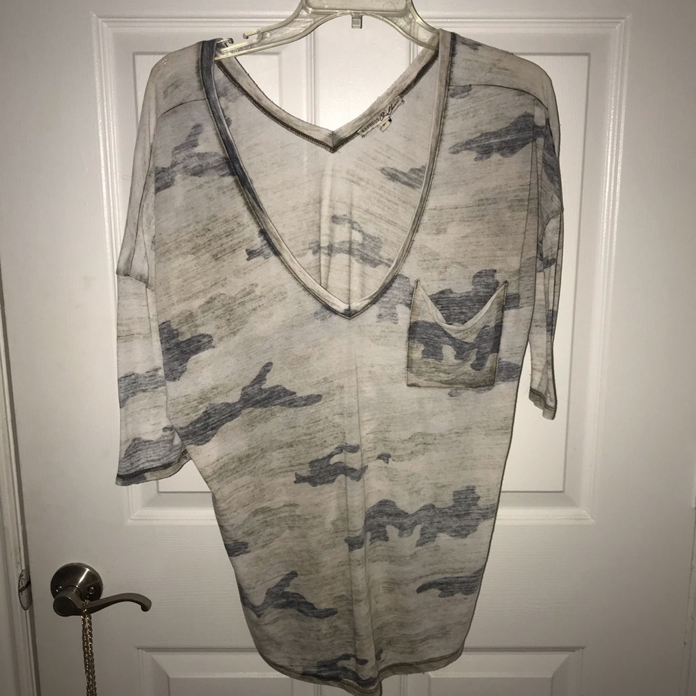 Camouflage 3/4 sleeve top from Express